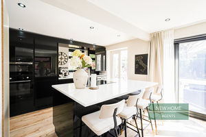 Photo 26- click for photo gallery